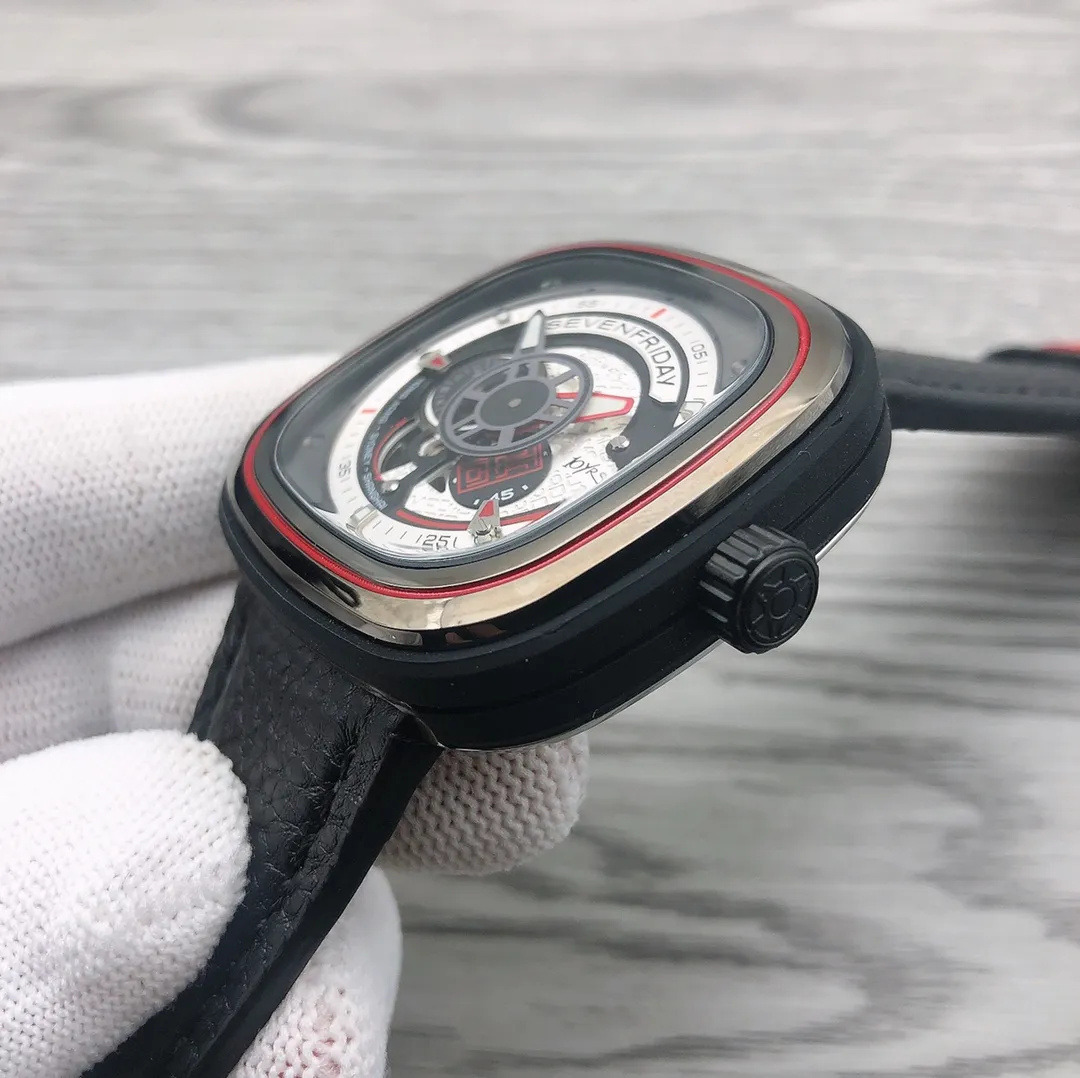 【Authentic Tmall】💰1640! Seven Friday's new sevenfriday P2B/10 joint model breaks through the industry. SEVENFRIDAY collaborates with MAD&ASSOCIATES for the first time to develop a 10th anniversary limited edition. The design concept is derived from the mahjong red, which indicates good luck and good luck. It has a very good meaning and comes with NFC